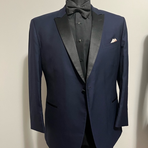 Blake Navy Tuxedo - Picture 6 of 10